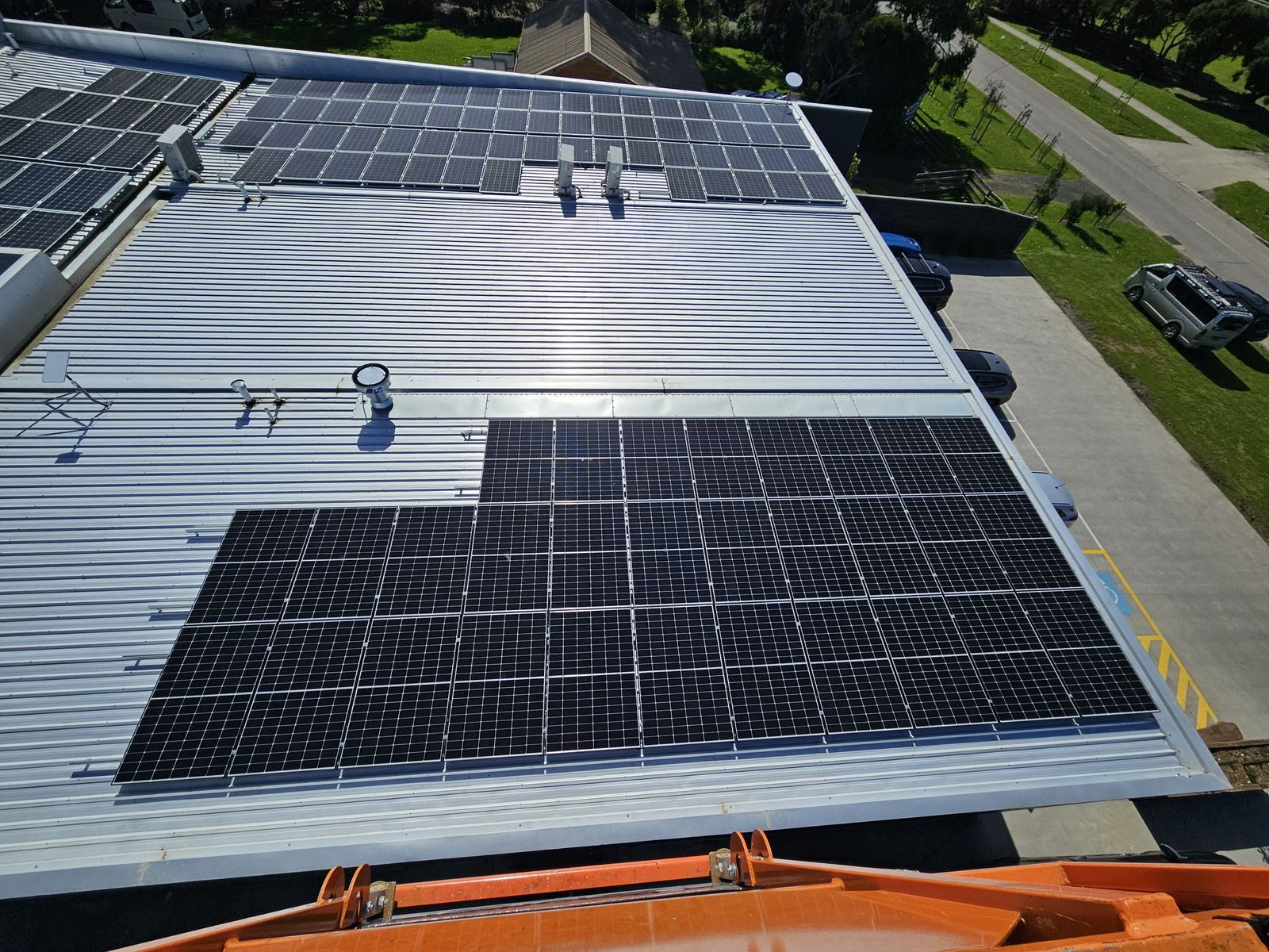 Commercial solar installation, Glen Waverley